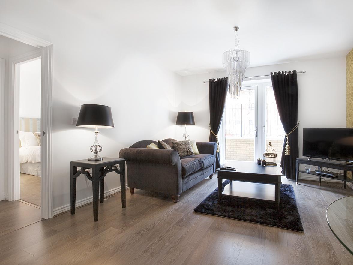Campbell Park - City Stay Apartments มิลตันคีนส์ ภายนอก รูปภาพ